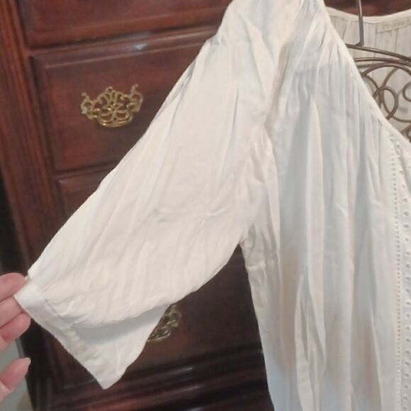 Phases Cream Cotton Top - Picture 5 of 7